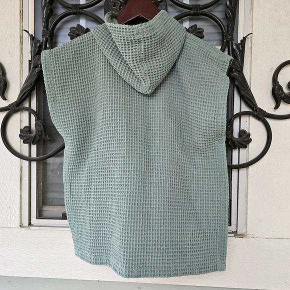 ZICOTO Soft Hooded Waffle Cotton Beach Towel for Kids - Picture 3 of 6